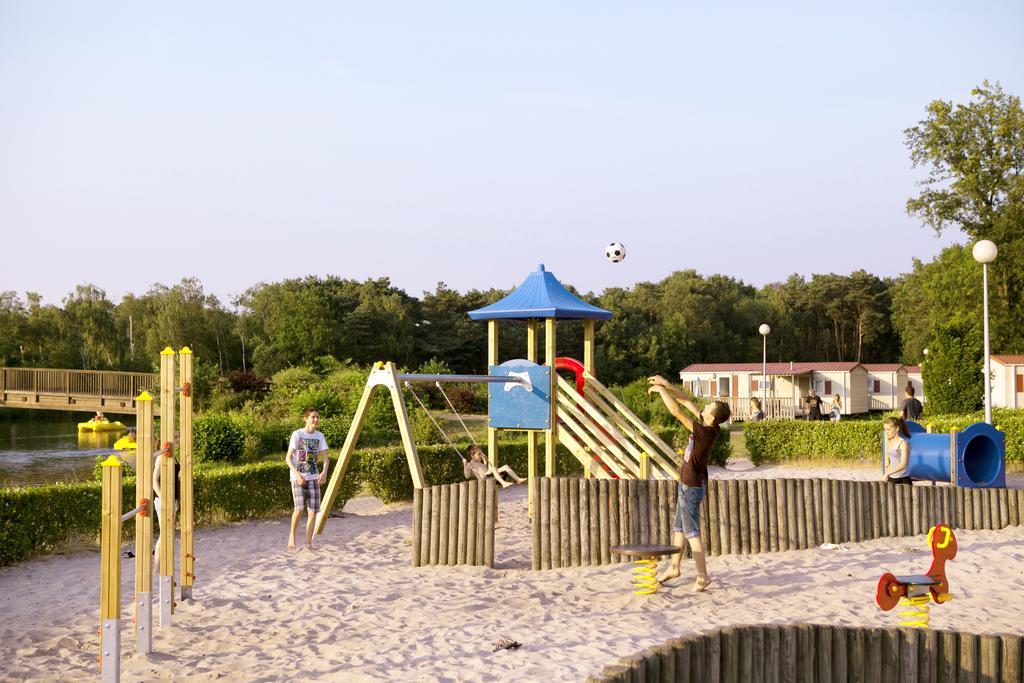 Oostappen Vakantiepark Zilverstrand Mol Exterior foto